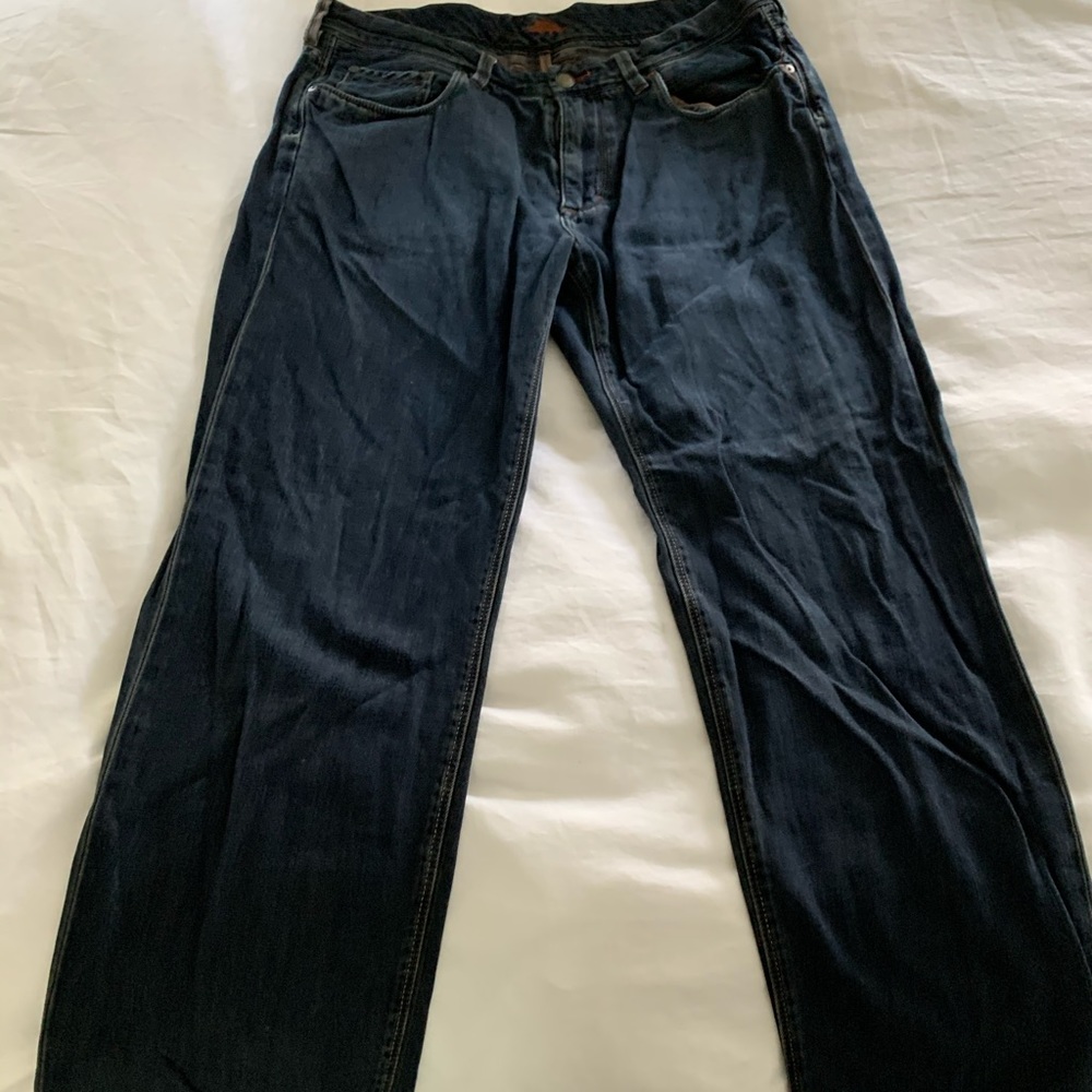 Tommy Bahama blue a jeans, like new
